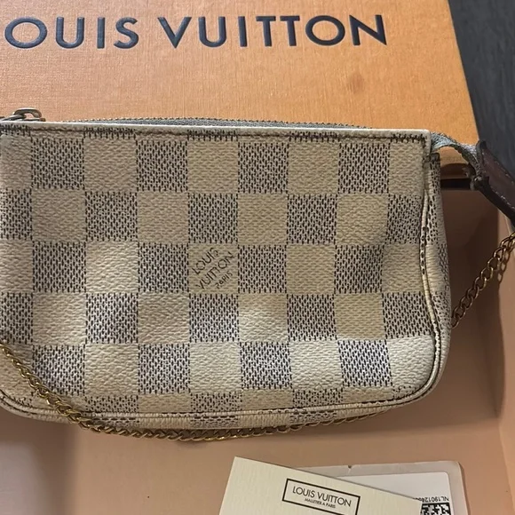 Louis Vuitton Cream and Blue Checkered Wristlet - Picture 11 of 14